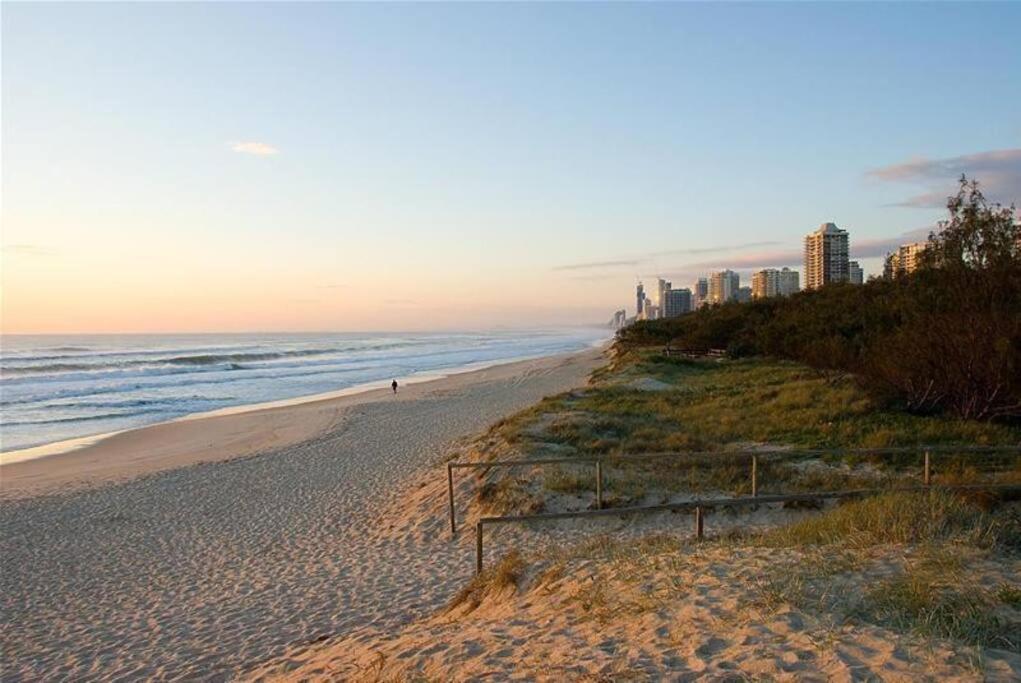 Apartment Main Beach Coastal Gold Coast